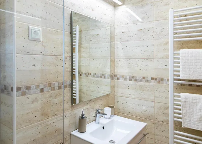 Bed & Breakfast Oereghegyi Bika Panzio